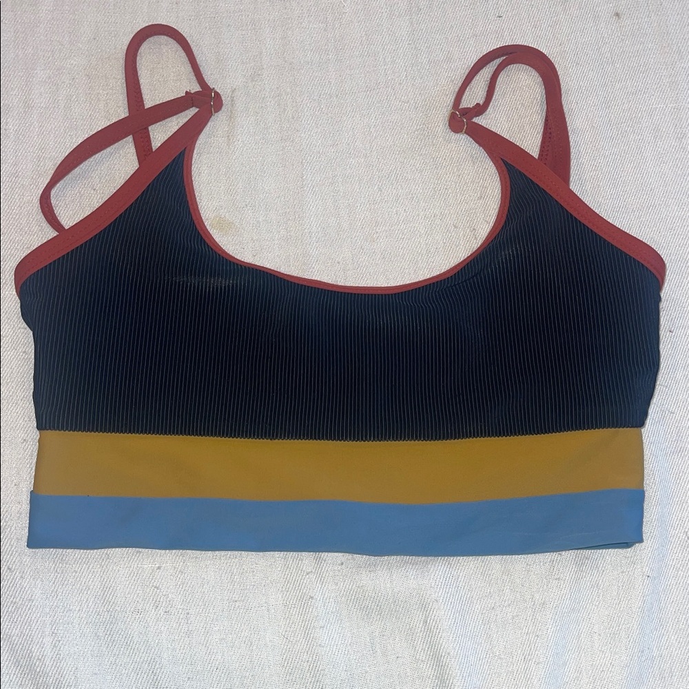 06181 Beach Riot Eva Top Bikini or Sports Bra sz Medium. EUC
